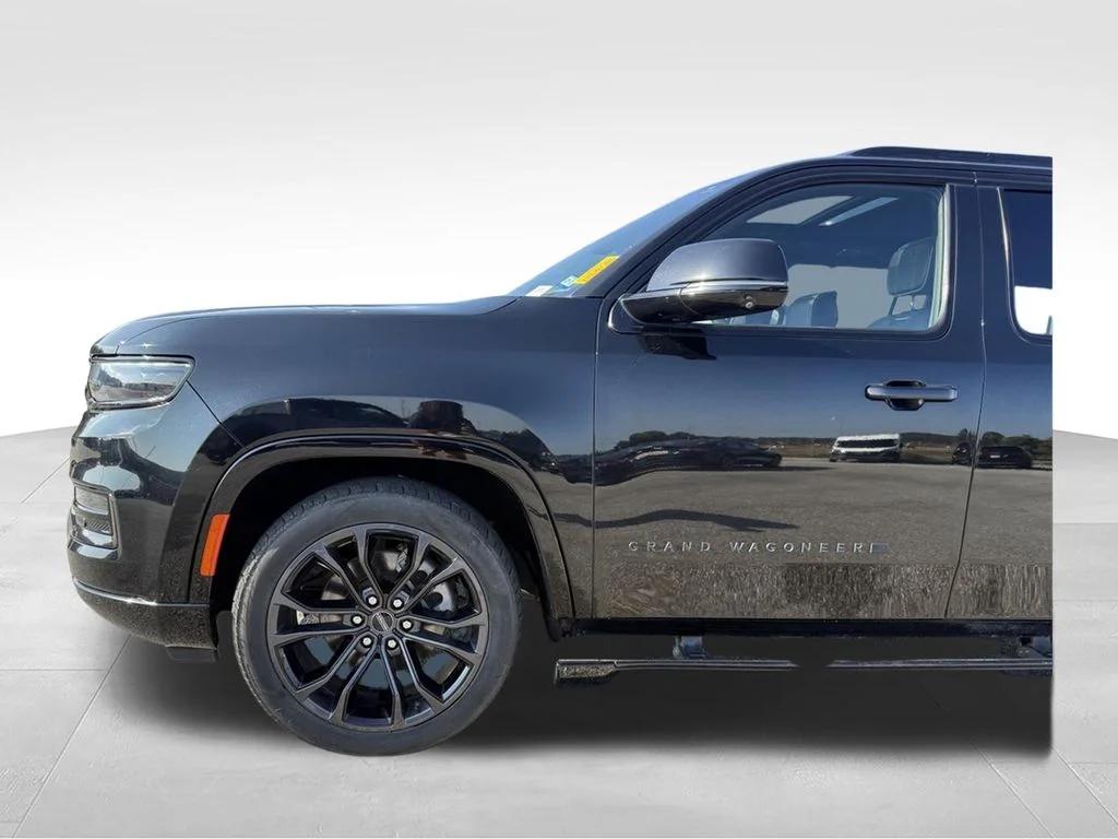Used 2024 Black Jeep Series II image 25