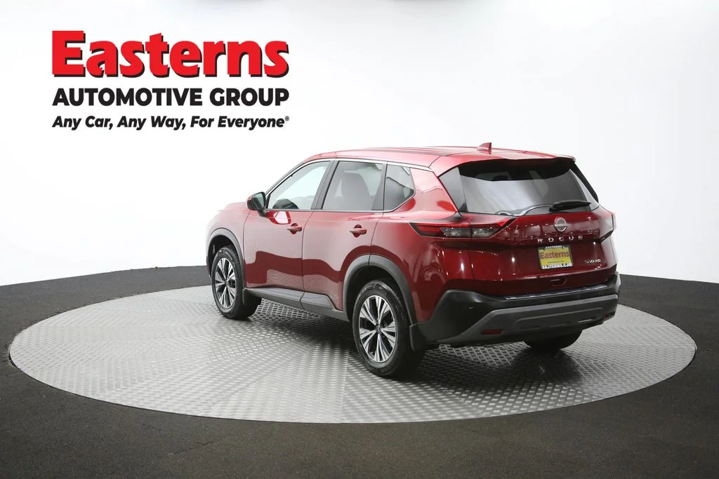 Used 2023 Red Nissan SV image 62