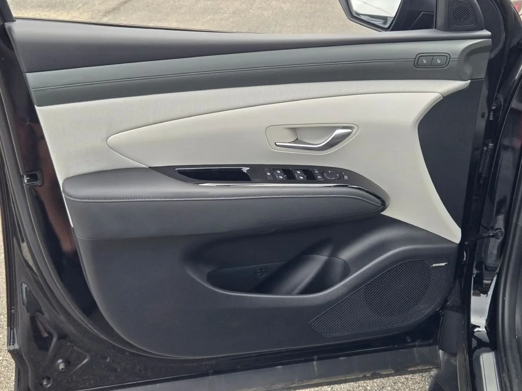 New 2026 Phantom Black Hyundai Limited image 19