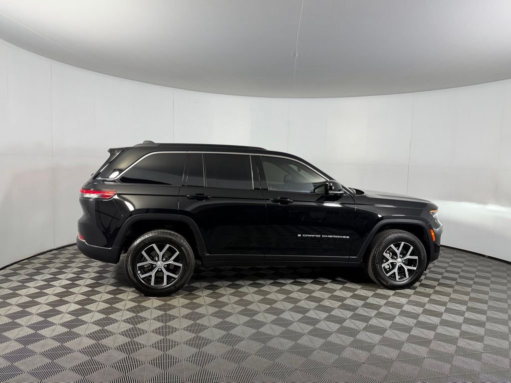 Certified Used 2024 Black Jeep Limited image 5