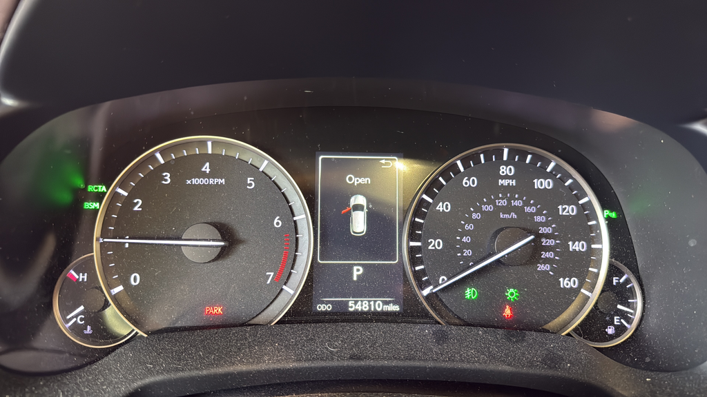 Used 2019 White Lexus 350 image 21