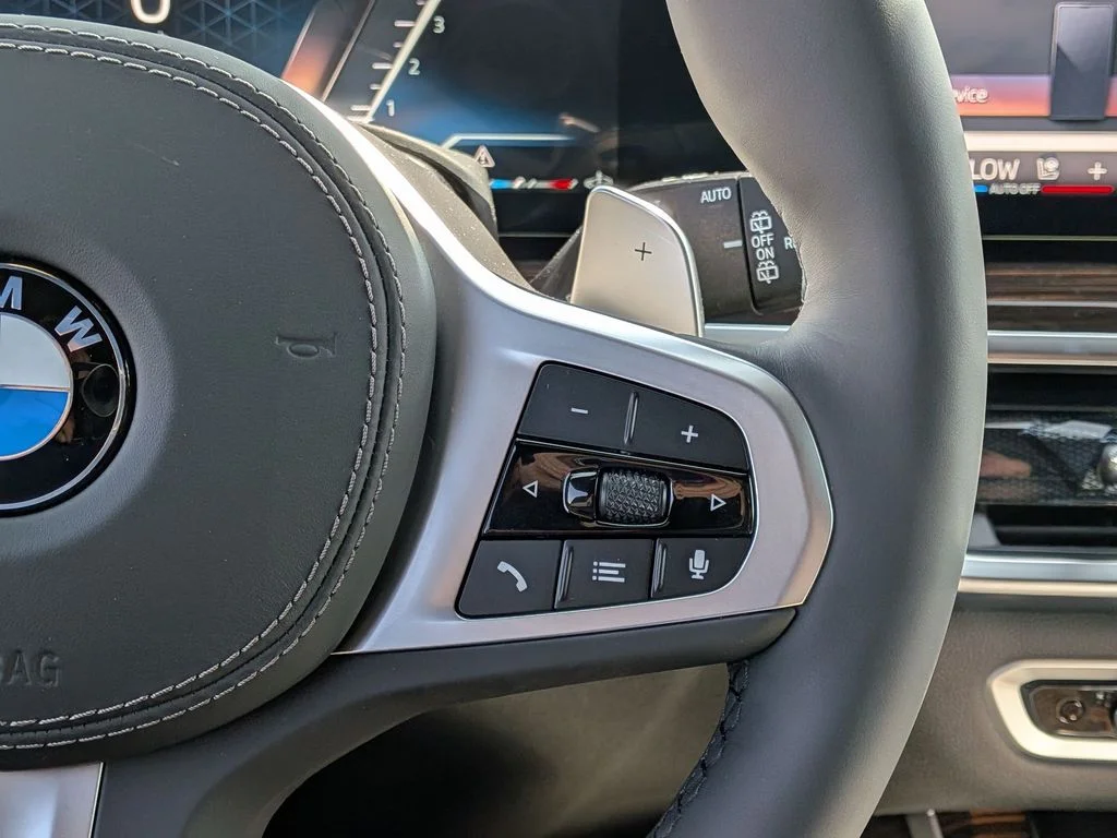New 2026 Black BMW xDrive40i image 35