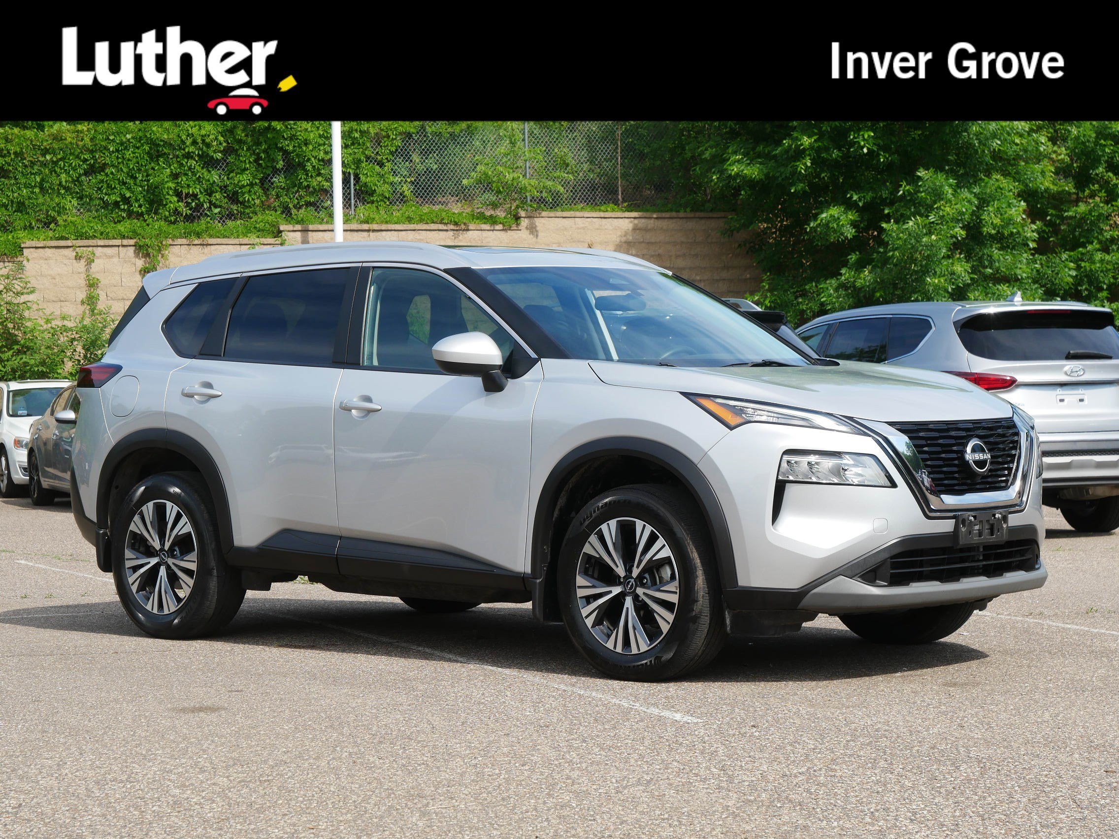 2023 Nissan Rogue SV AWD's photo
