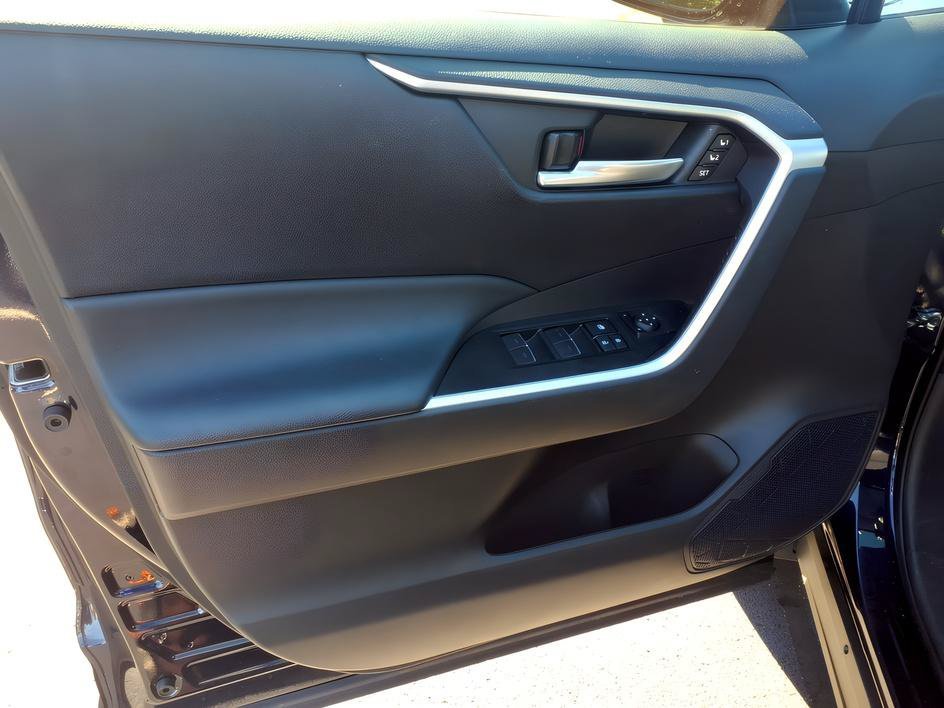 Used 2024 Blueprint Toyota Hybrid XLE Premium image 18