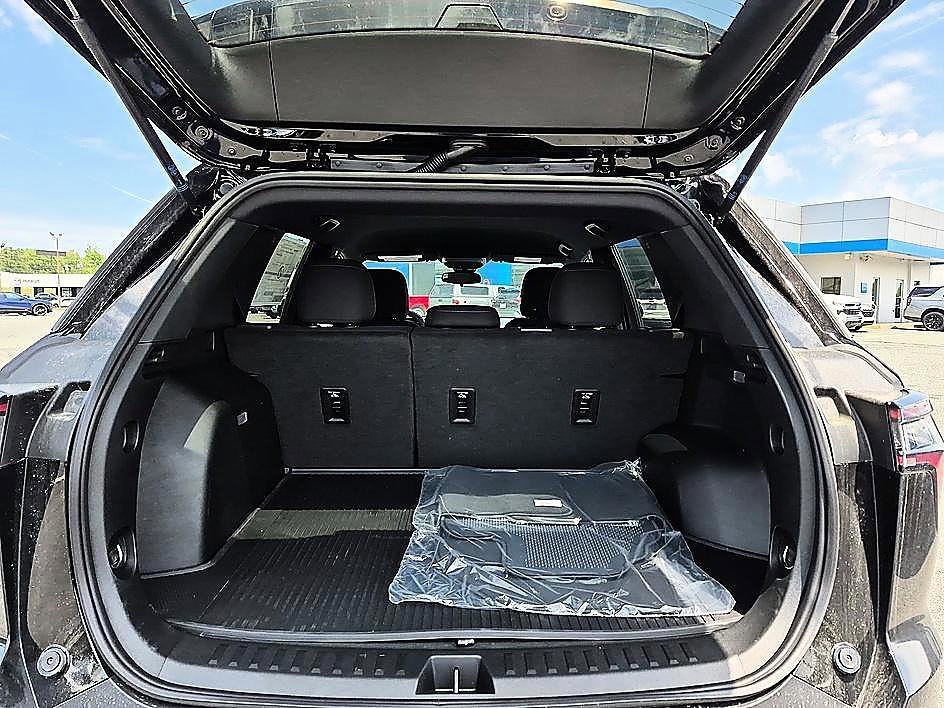 2026 Chevrolet Equinox LT - Photo 31