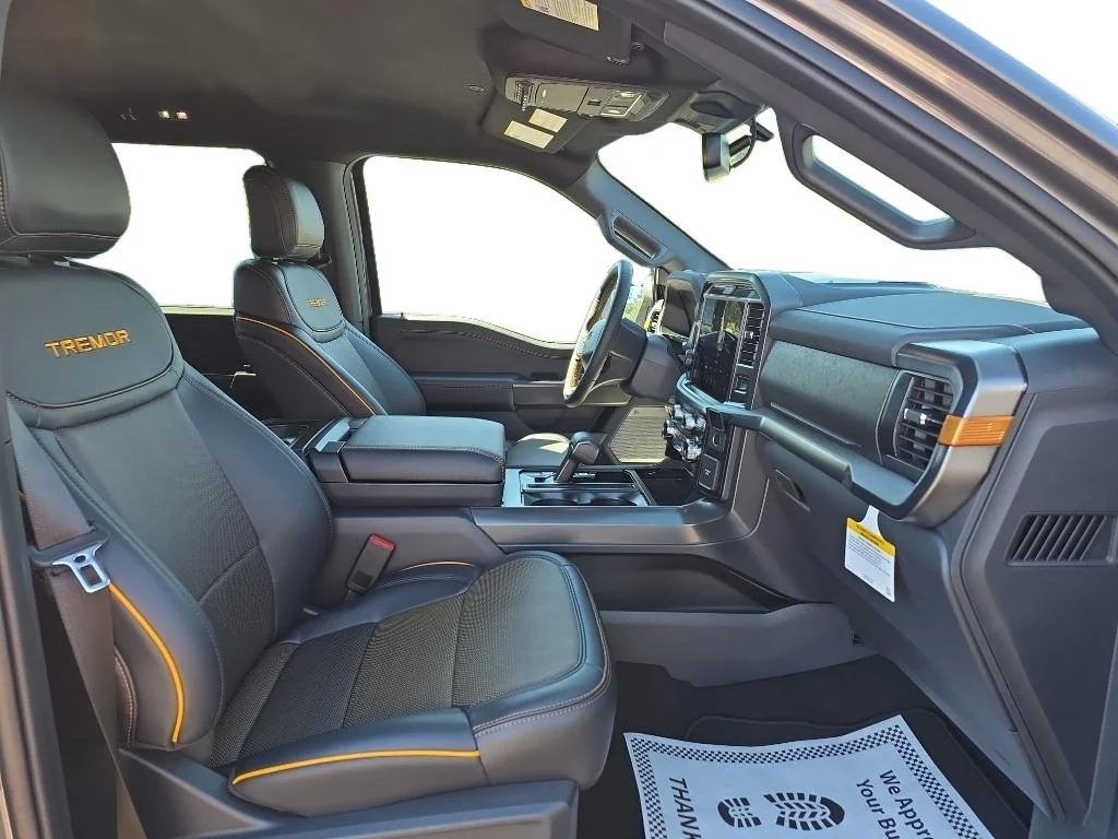 New 2026 Carbonized Gray Metallic Ford Tremor® image 5