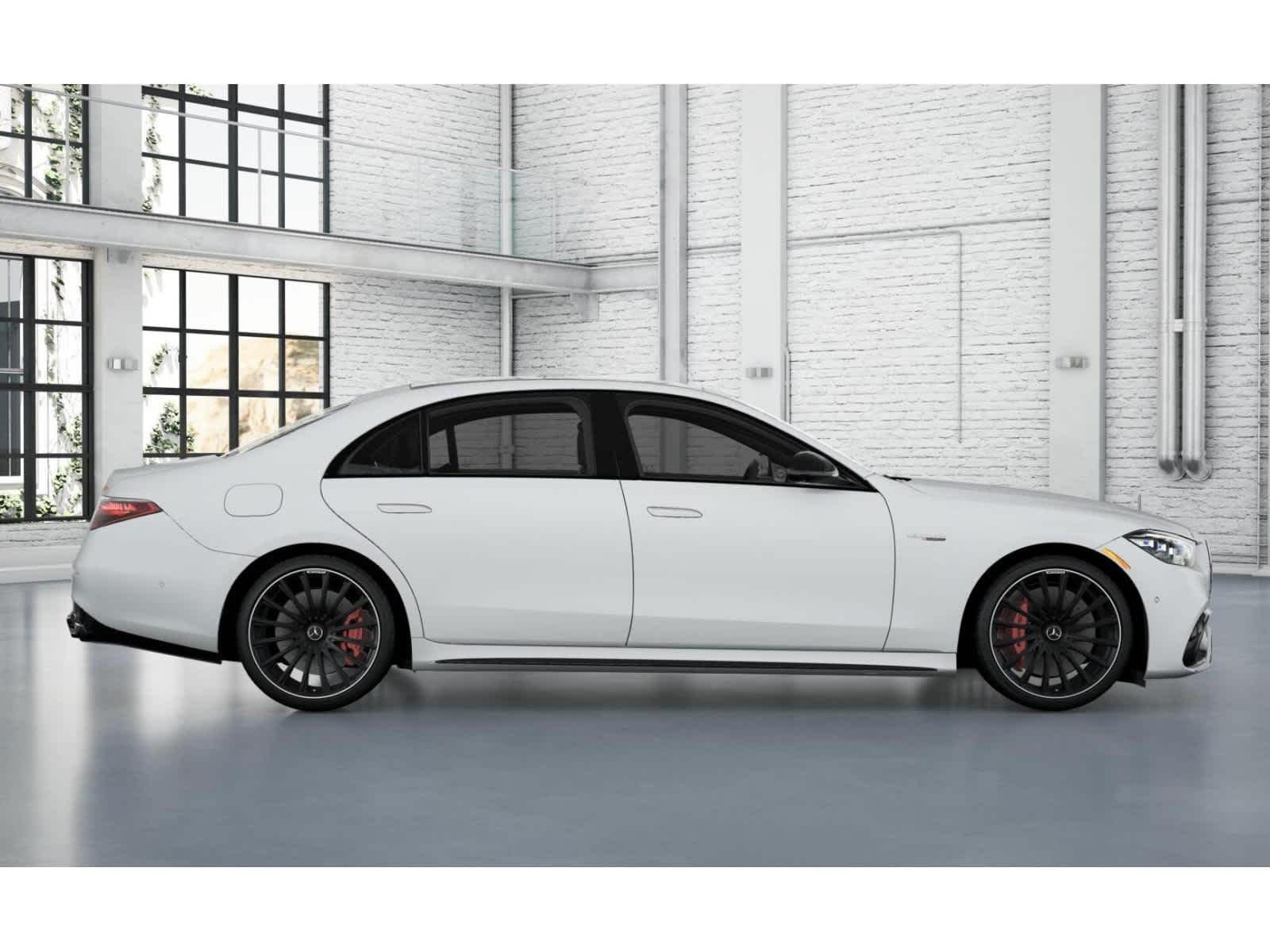 New 2026 MANUFAKTUR Signature Moonlight White Magno Mercedes-Benz AMG® S 63 E image 2