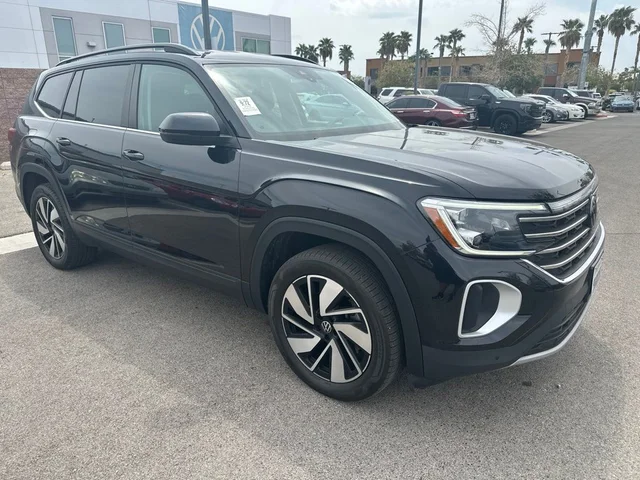 2024 Volkswagen Atlas 2.0T SE w/Technology
