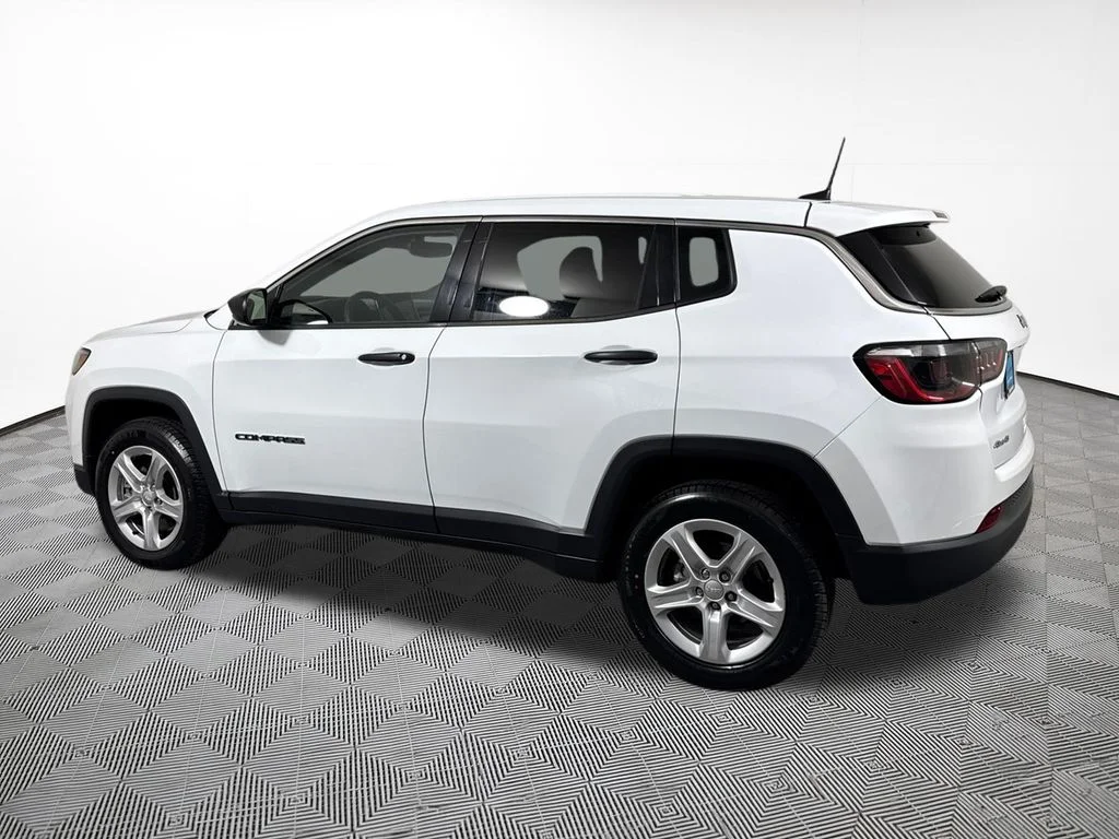 Used 2023 White Jeep Sport image 11
