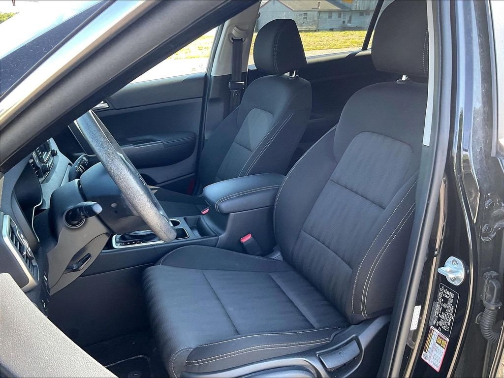 Used 2019 Red Kia LX image 10