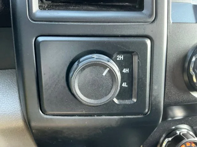 Used 2019 Blue Metallic Ford XL image 34