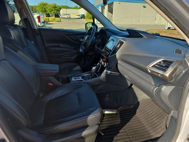 Used 2019 Silver Subaru Touring image 11