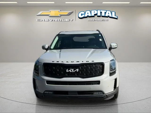 Used 2022 Gray Kia SX image 8