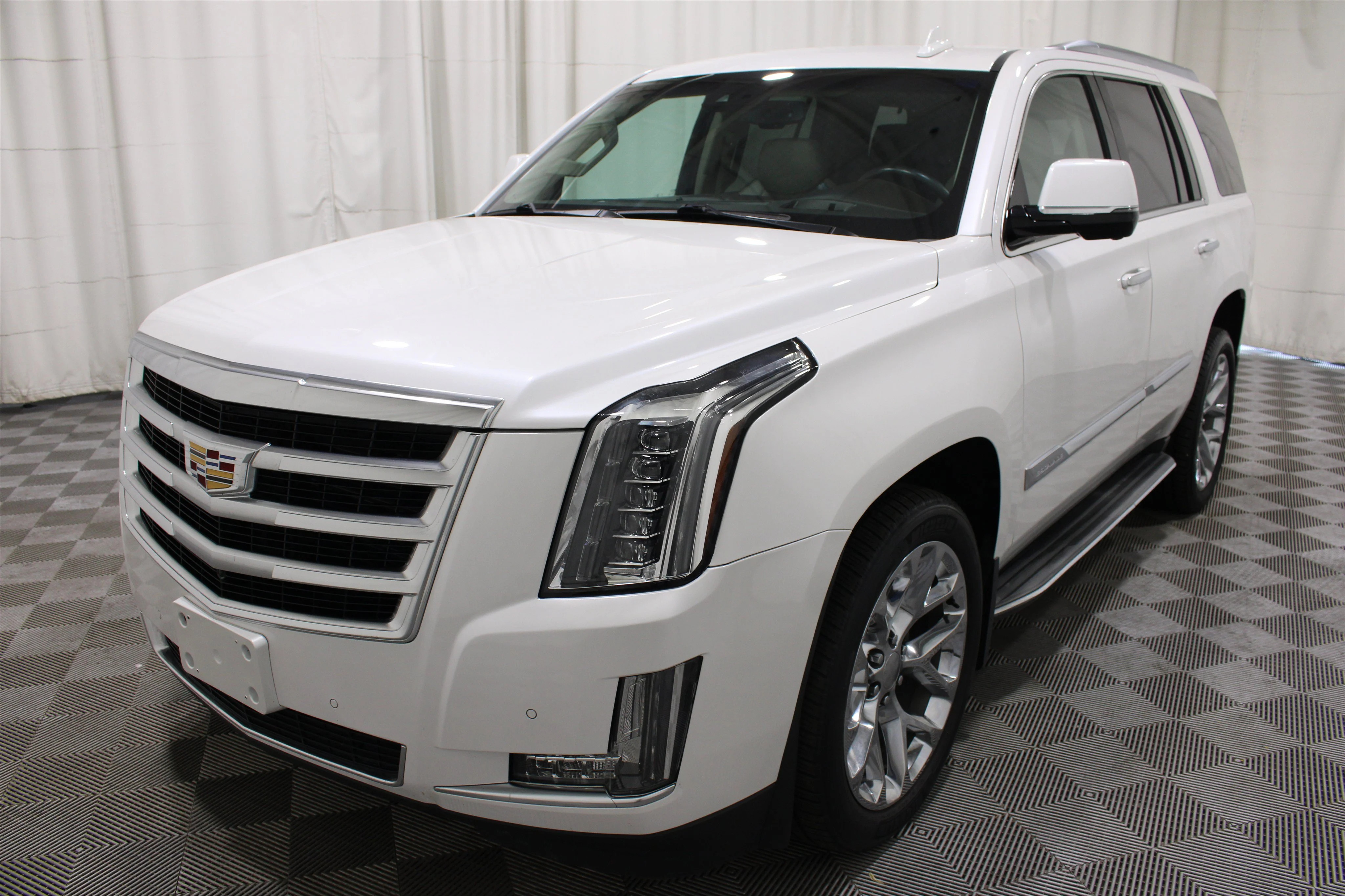 2016 Cadillac Escalade Luxury - Photo 35