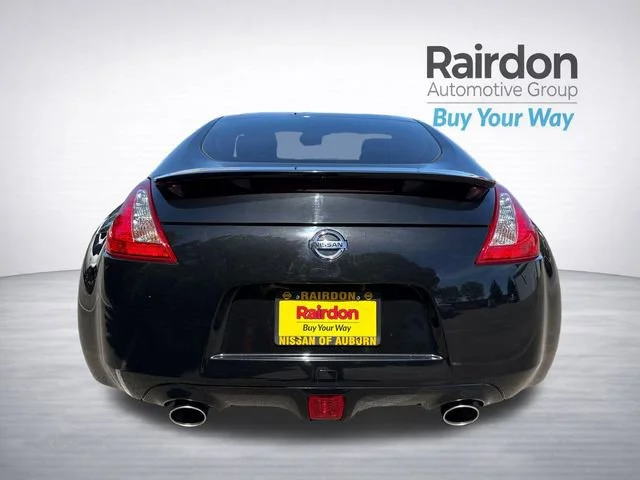 Used 2017 Black Nissan Base image 6