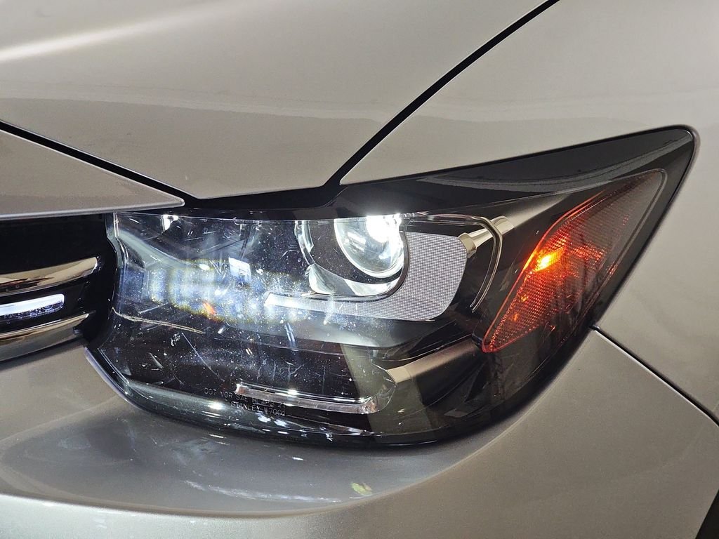 Used 2025 Silver Mazda Premium Plus image 34
