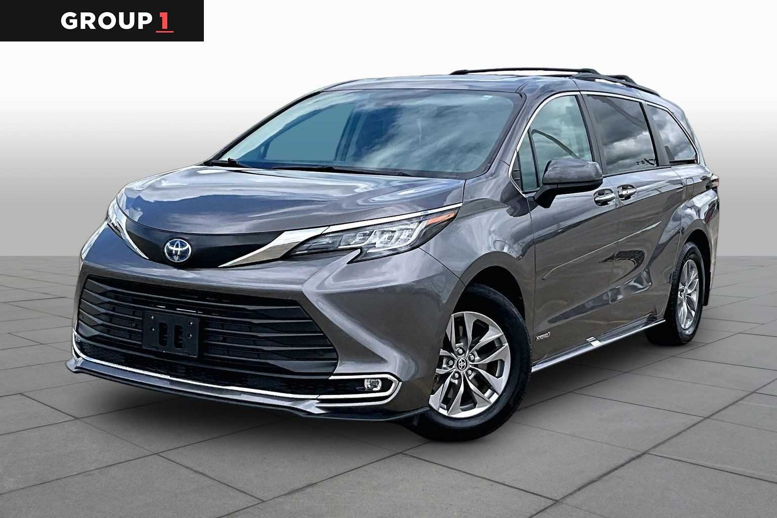 2021 Toyota Sienna XLE
