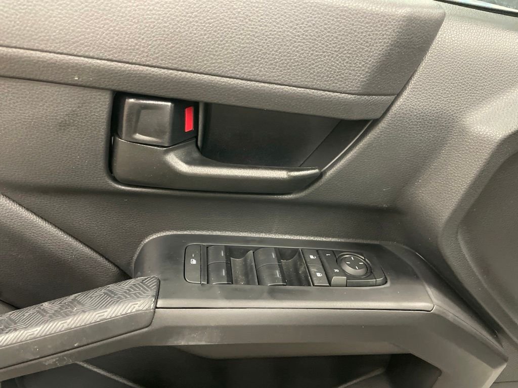 2026 Toyota Tacoma SR5 - Photo 31