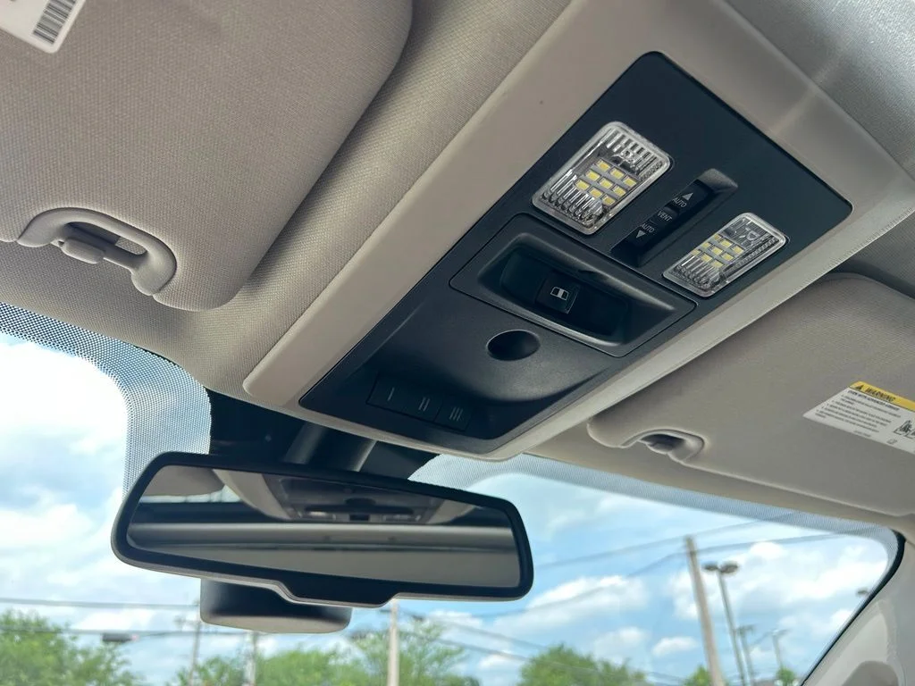Used 2013 Black Ram Laramie Longhorn image 25
