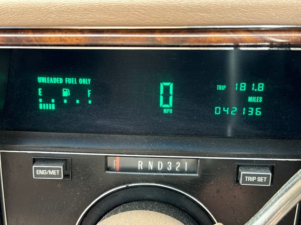 Used 1992 Brown Cadillac Base image 18