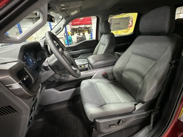 New 2026 Ruby Red Metallic Tinted Clearcoat Ford XLT image 17