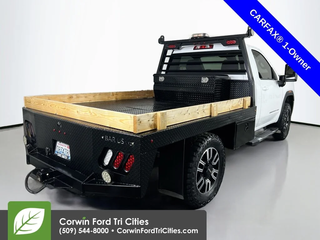 Used 2024 Summit White GMC SLE image 15