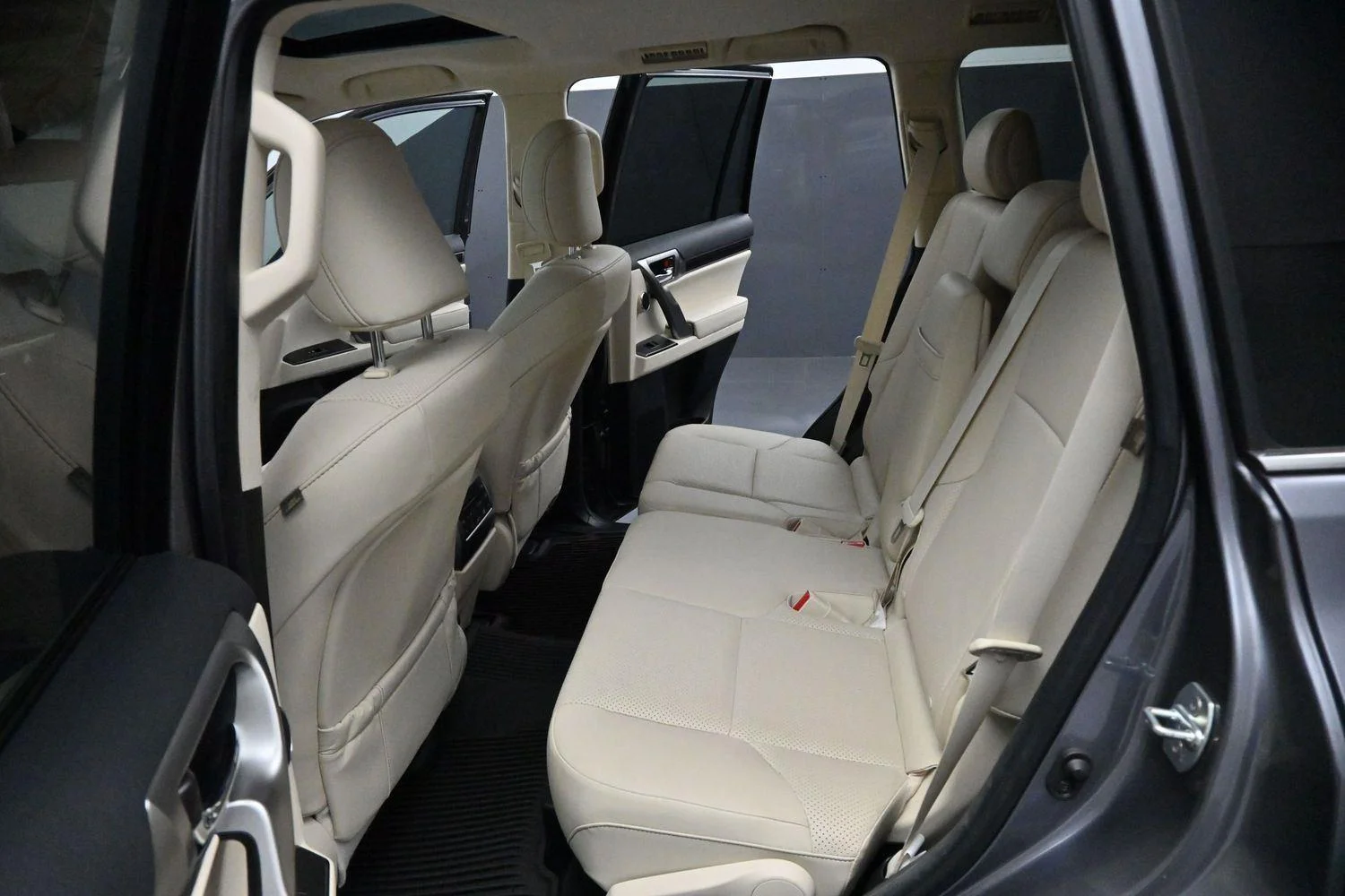 Used 2023 Nebula Gray Pearl Lexus GX 460 Luxury image 31