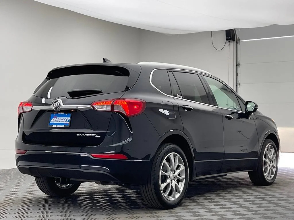 Used 2020 DARK MOON BLUE METALLIC Buick Essence image 9