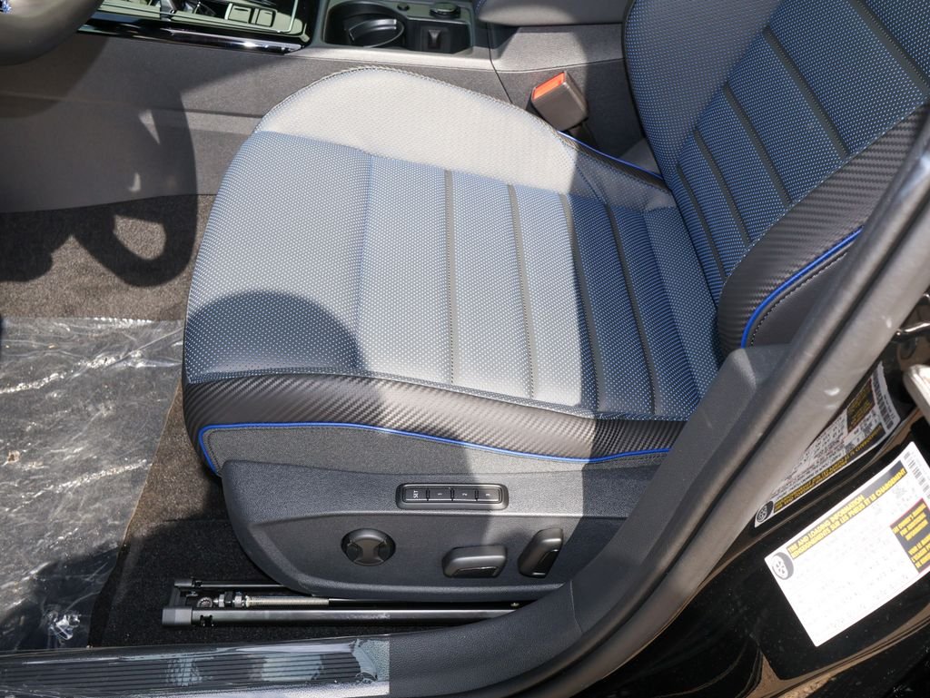 New 2026 Black Volkswagen 2.0T image 13