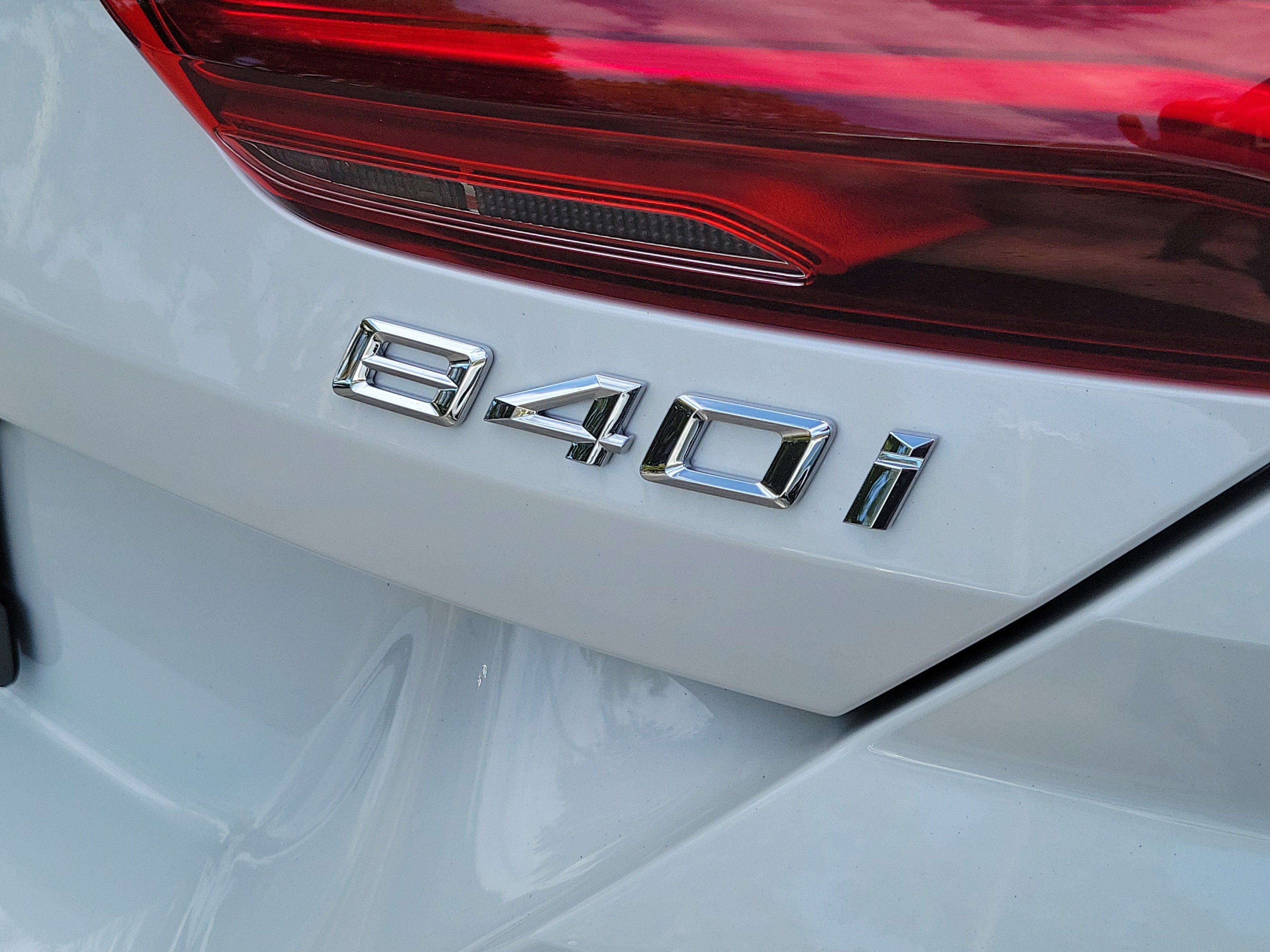 New 2026 Mineral White Metallic BMW 840i image 5