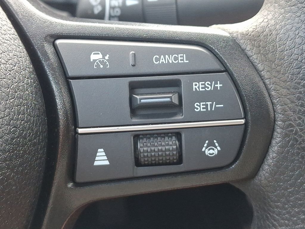 2025 Honda Accord SE - Photo 23