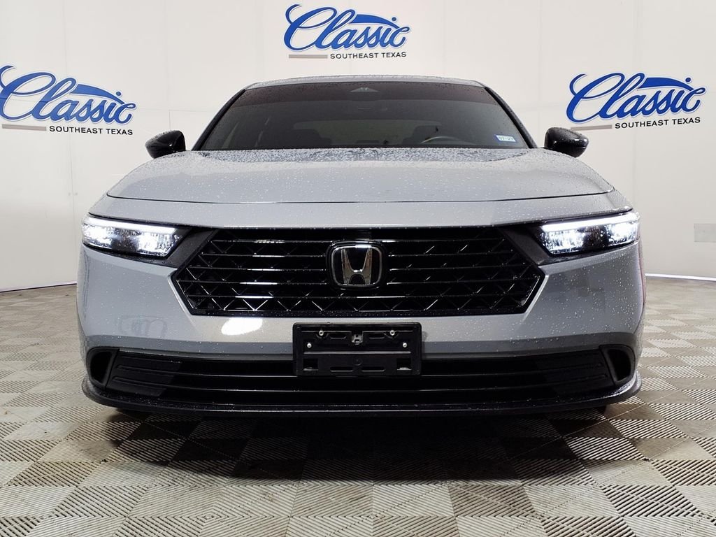 Used 2025 Gray Honda Sport image 3