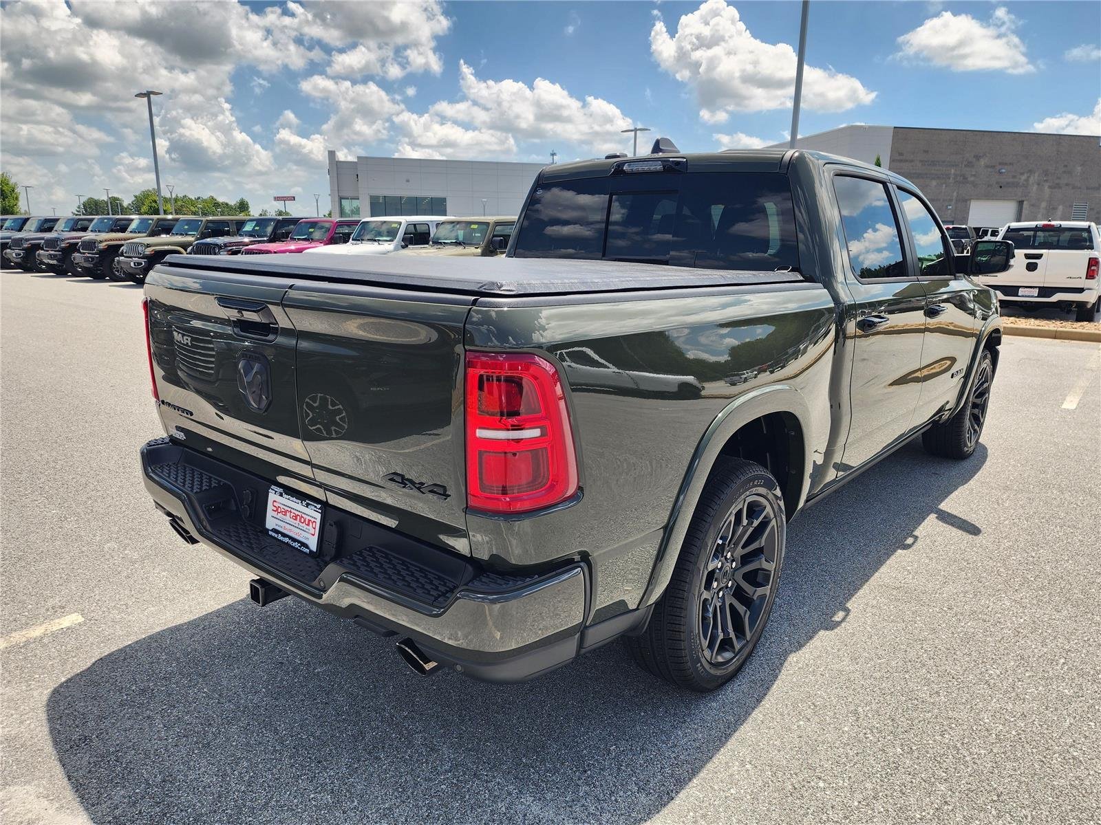 New 2026 Tank Exterior Paint RAM Limited image 6