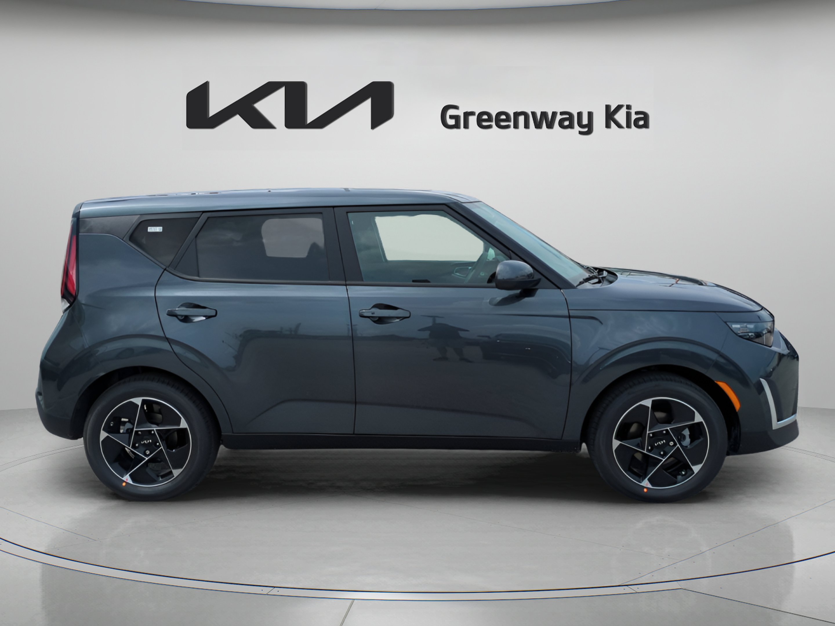 Certified Used 2025 Gravity Gray Kia EX image 9