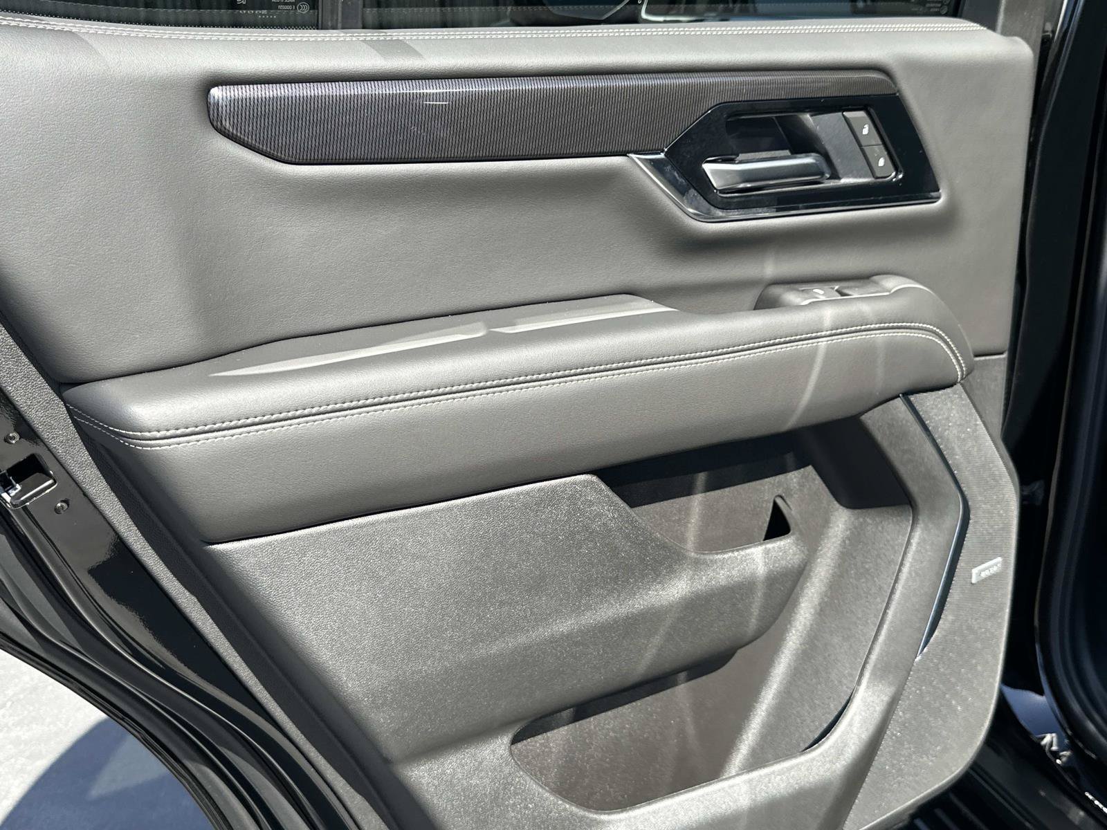 2026 GMC Yukon Elevation - Photo 24