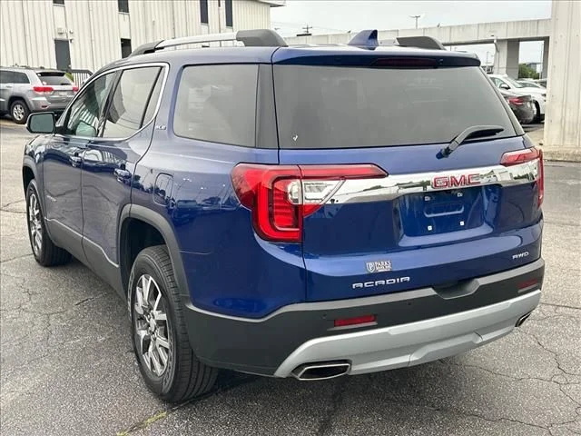 Used 2023 Blue GMC SLE image 8