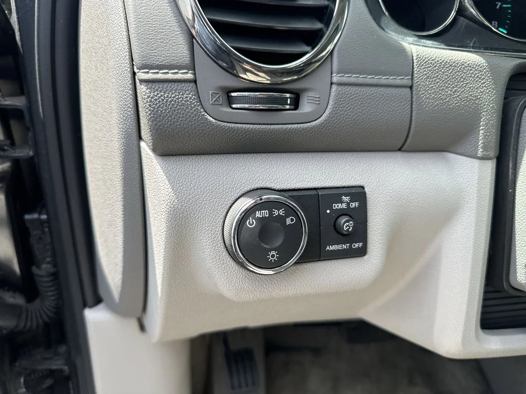 Used 2013 Gray Buick Convenience Group image 15