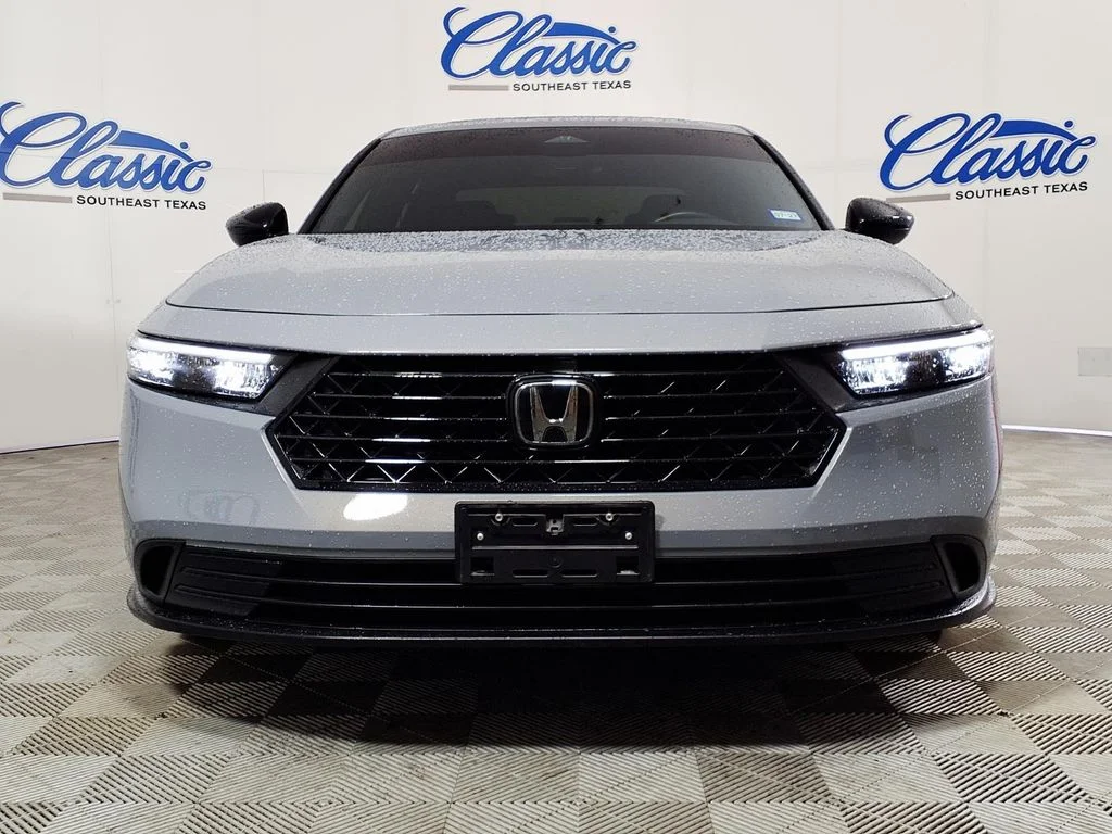 Used 2025 Gray Honda Sport image 3