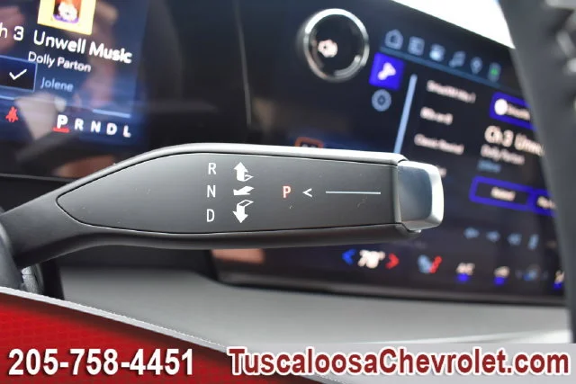 New 2027 Sterling Gray Metallic Chevrolet LT image 26