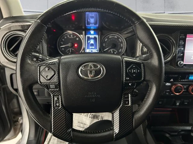 Used 2021 Silver Toyota SR5 image 9