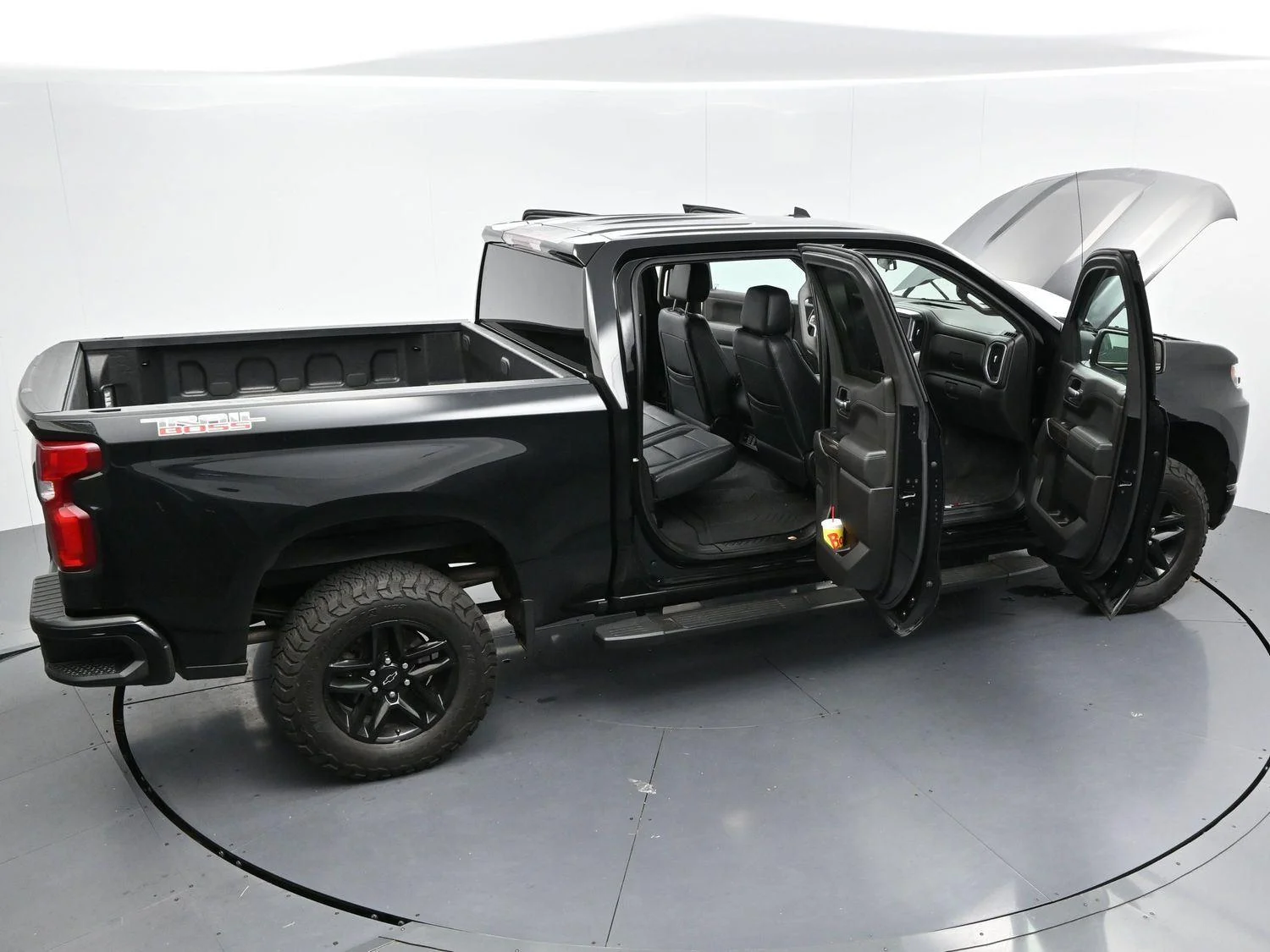 Used 2020 Black Chevrolet LT Trail Boss image 38