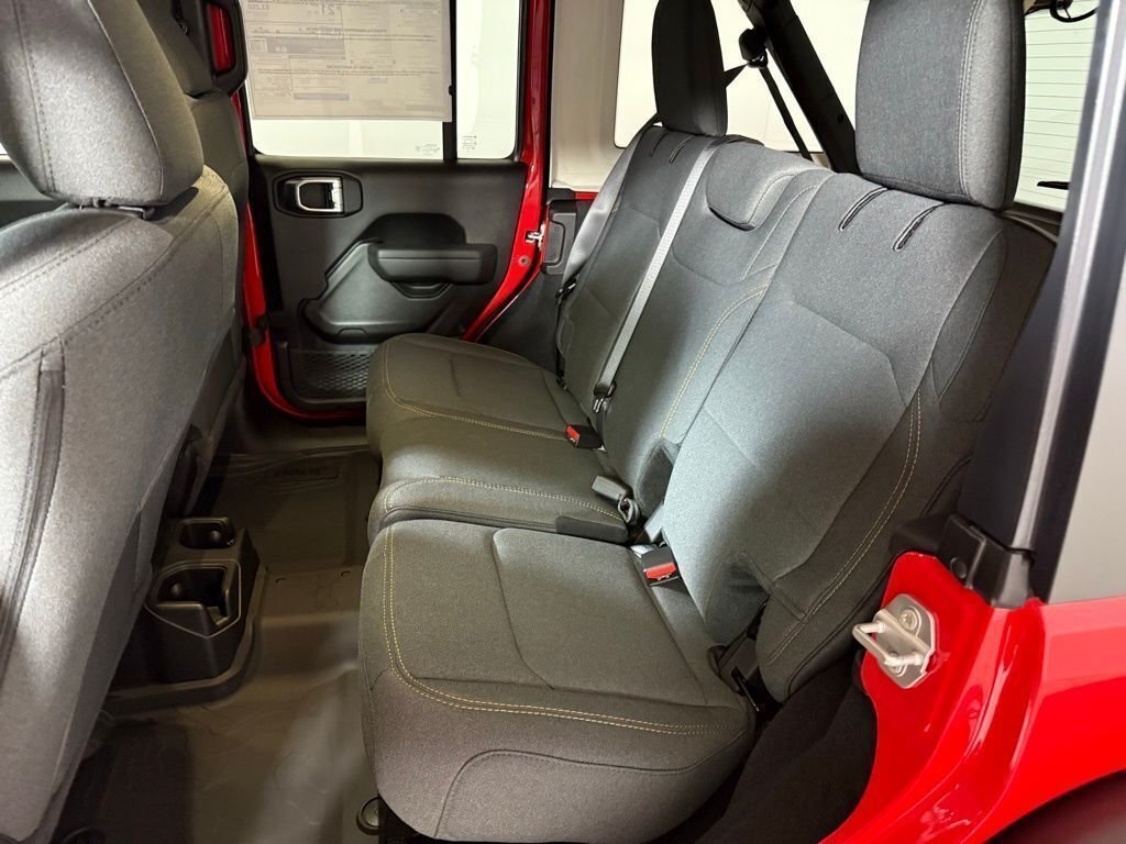2026 Jeep Wrangler 4-Door Willys - Photo 14