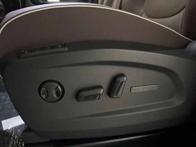 2025 Volkswagen ID. Buzz PRO S - Photo 14