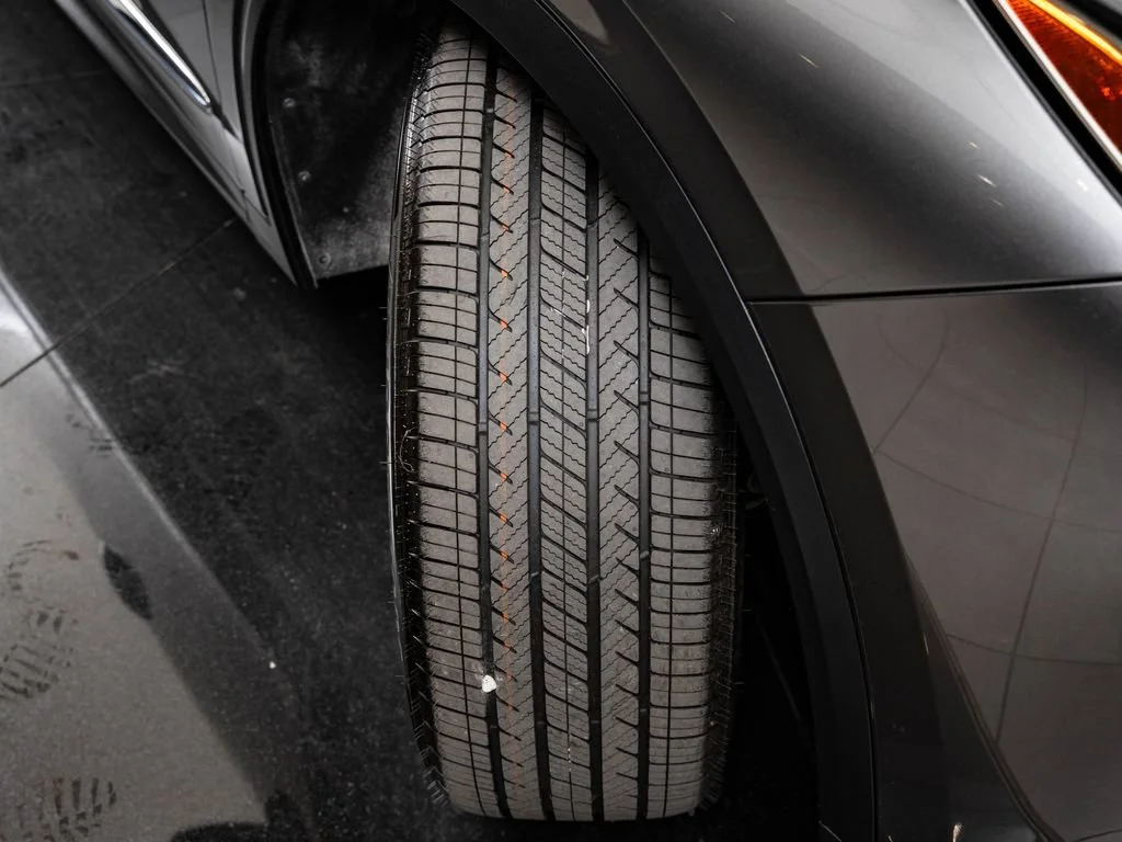 Certified Used 2024 Liquid Carbon Metallic Acura Technology image 54