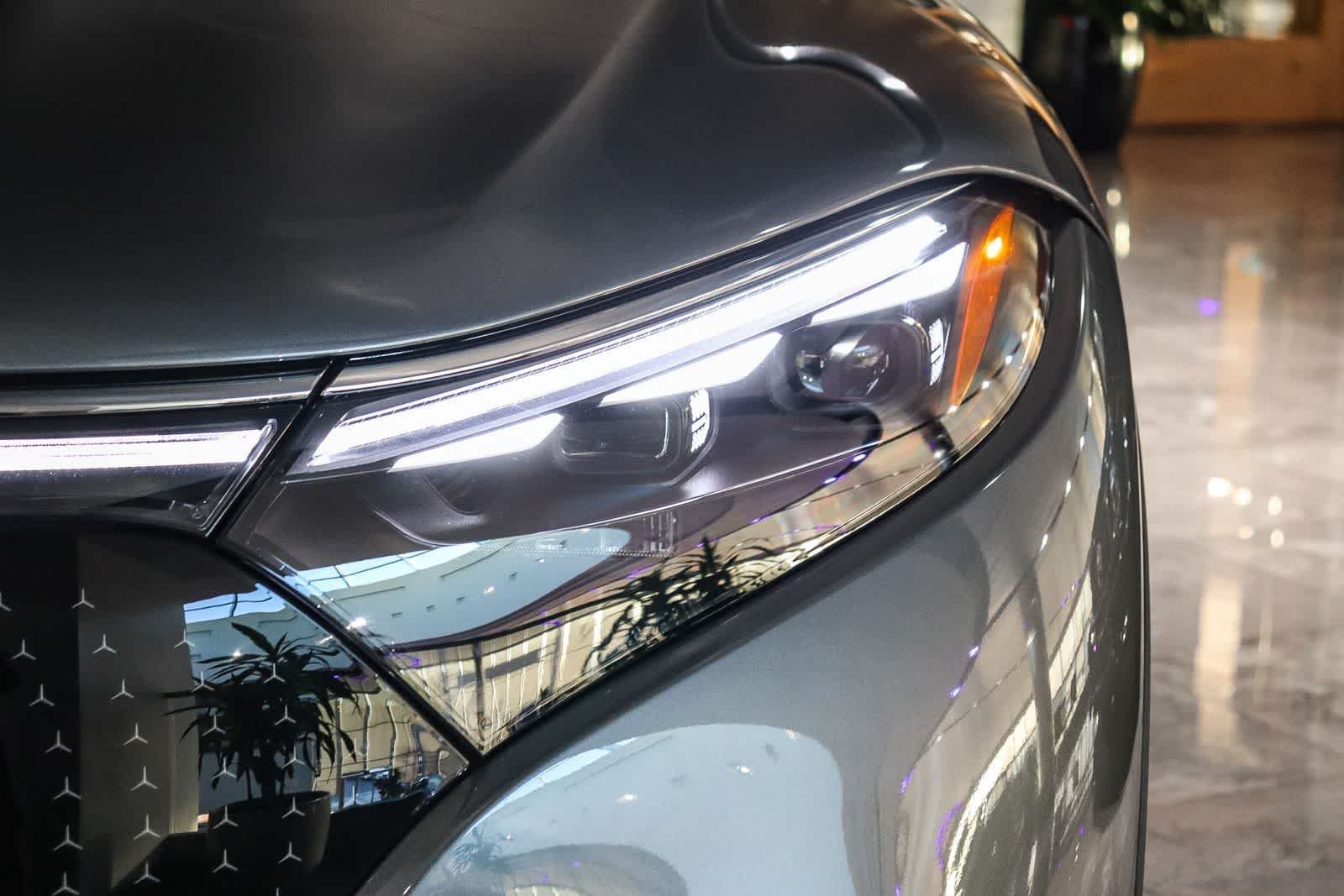 New 2026 Selenite Grey Metallic Mercedes-Benz EQS 400 image 7