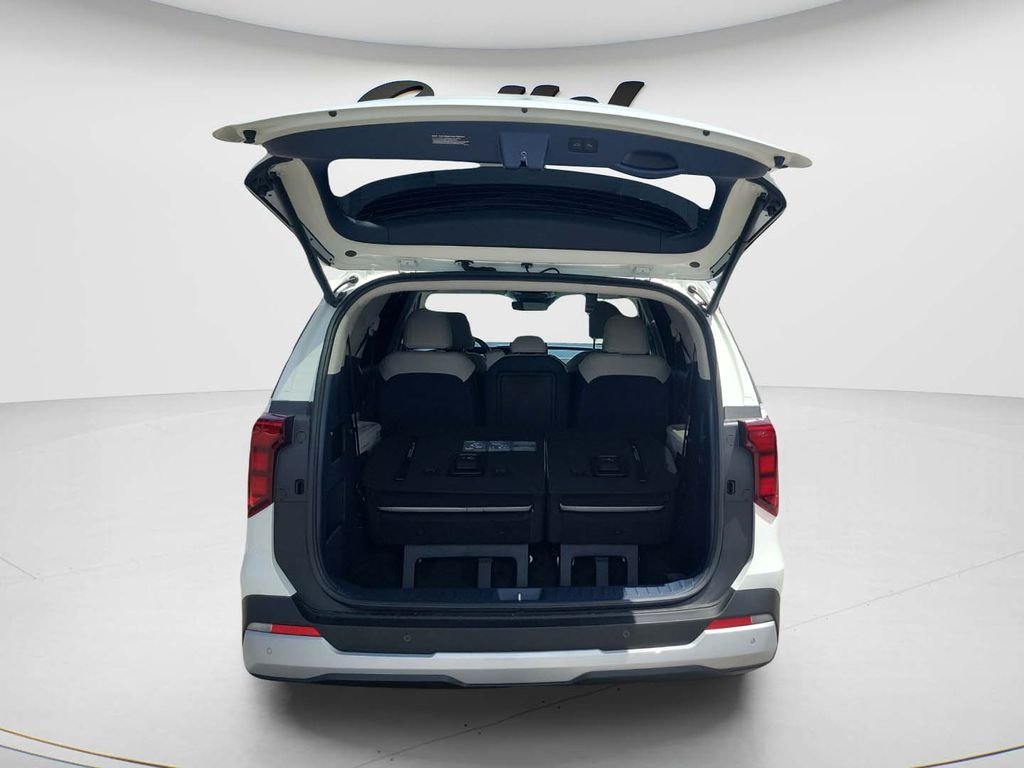 New 2026 Snow White Pearl Kia EX image 9