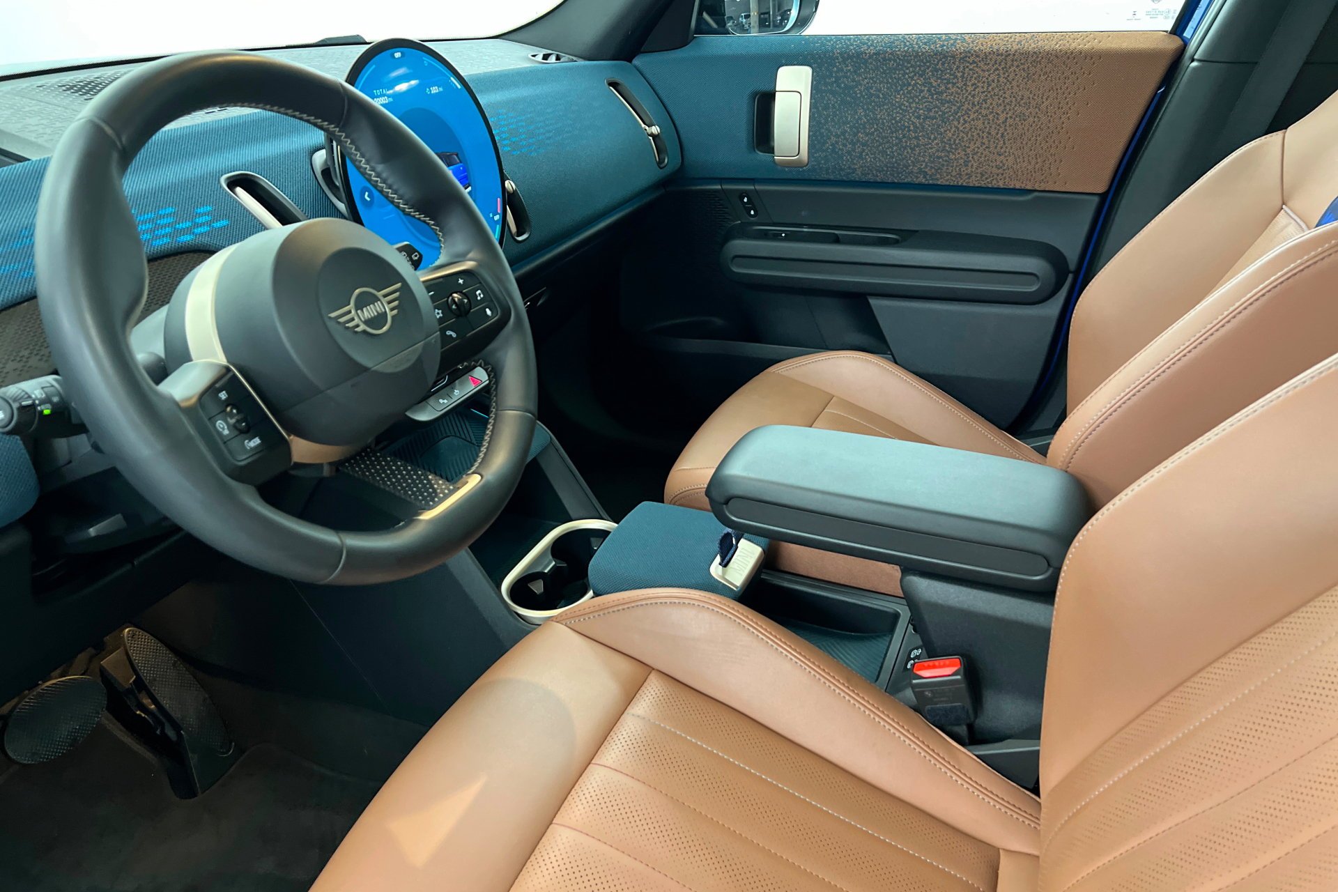 Used 2025 Blue MINI S image 16
