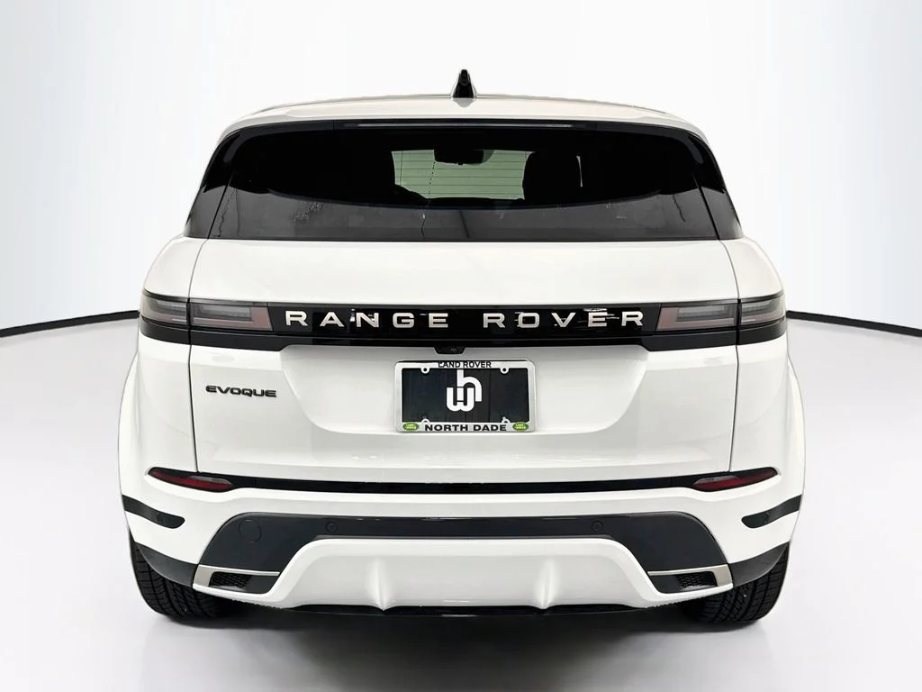 New 2026 Fuji White Land Rover Hoxton Edition image 6