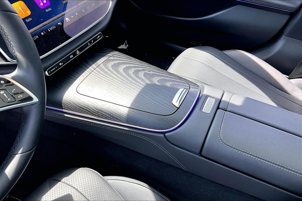 2025 Mercedes-Benz E-Class E350 - Photo 16