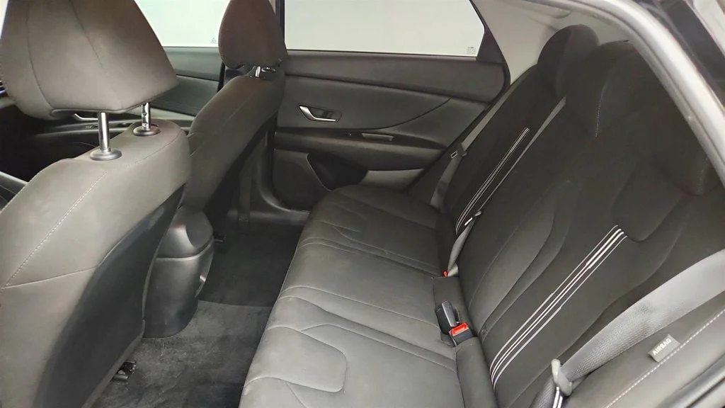 Used 2024 Abyss Black Hyundai SEL IVT image 21